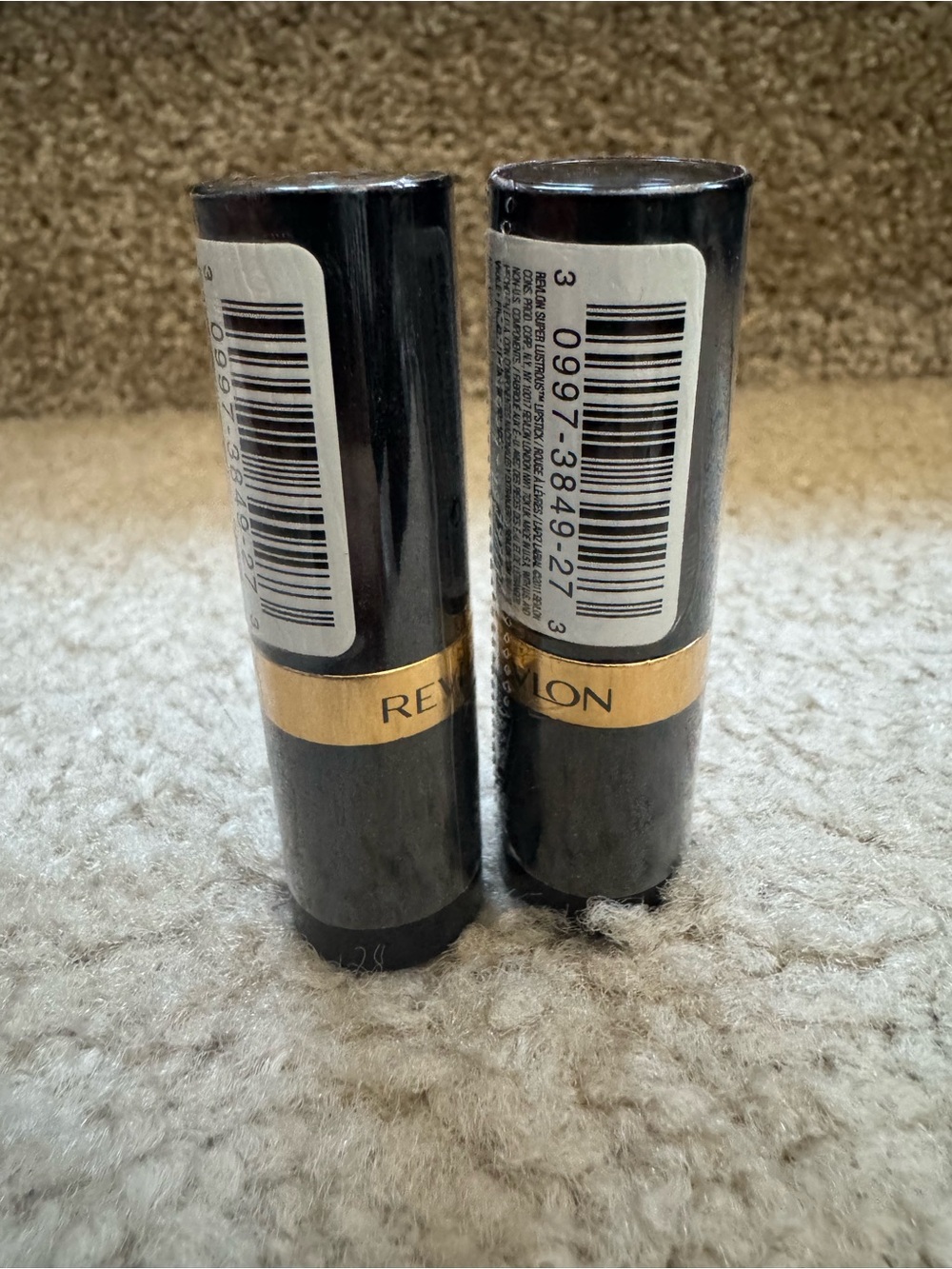 Revlon Super Lustrous Lipstick 027 Violet Frenzy - Purple Pearl 2 pack - Picture 3 of 3